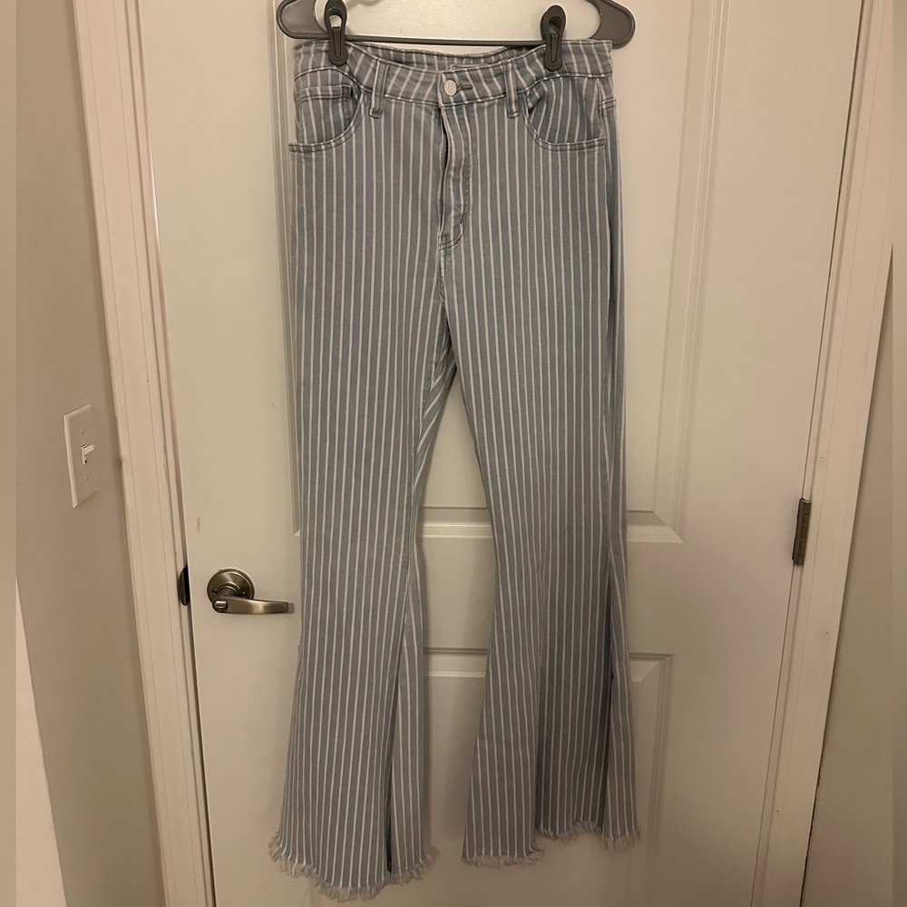 Kancan ultra high rise extreme flare jeans